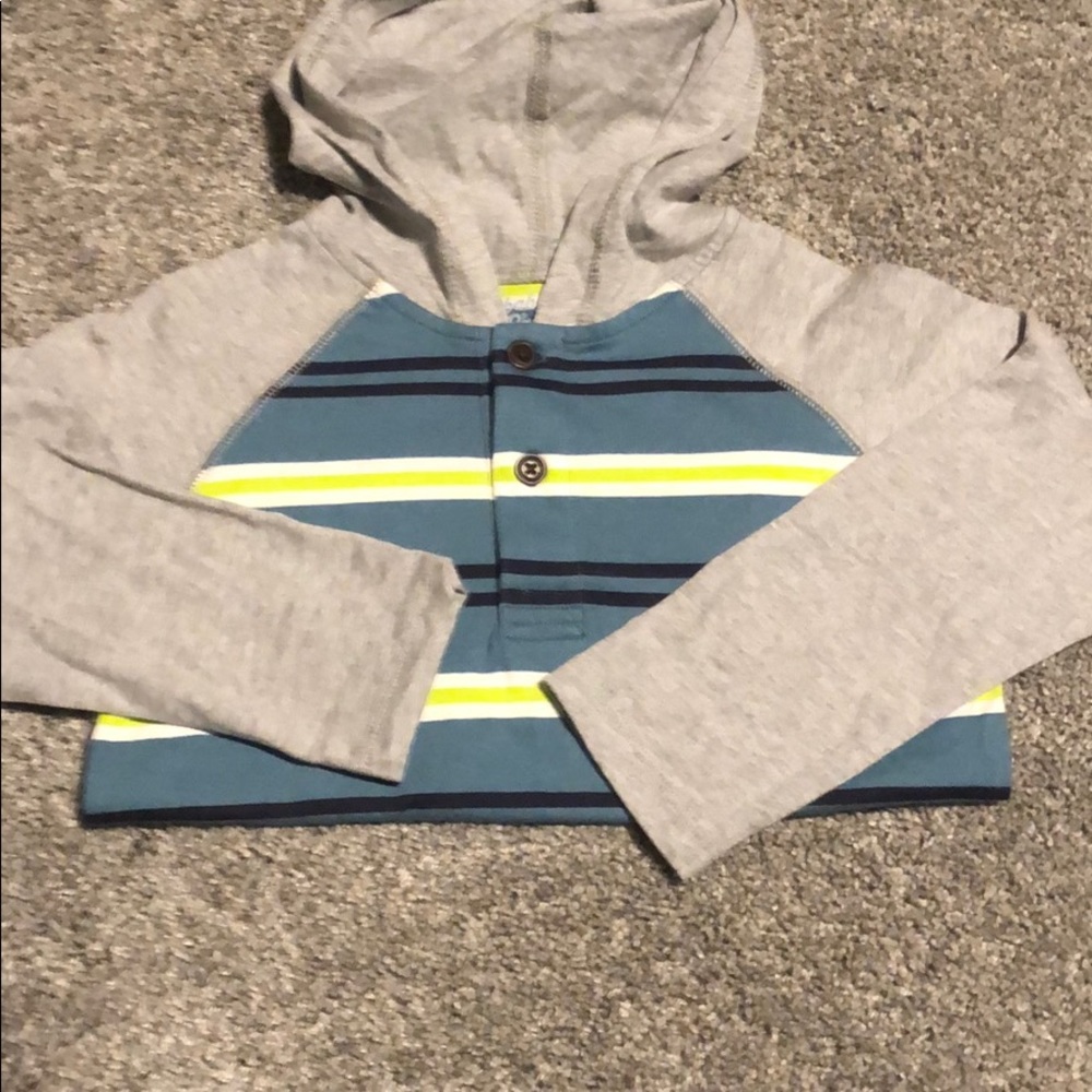 Baby B’gosh long sleeve shirt with hood